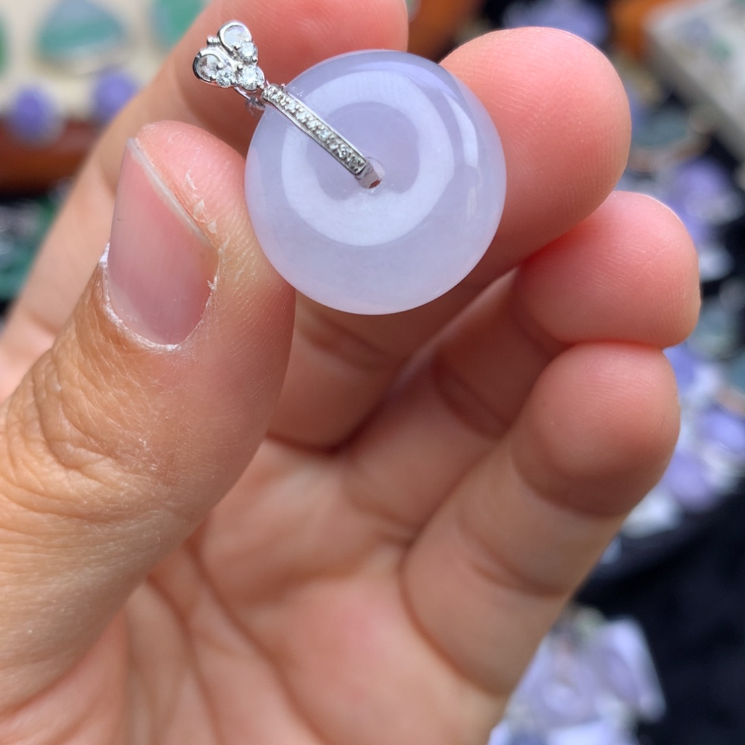 翡翠吊坠(不含链)18K金镶嵌