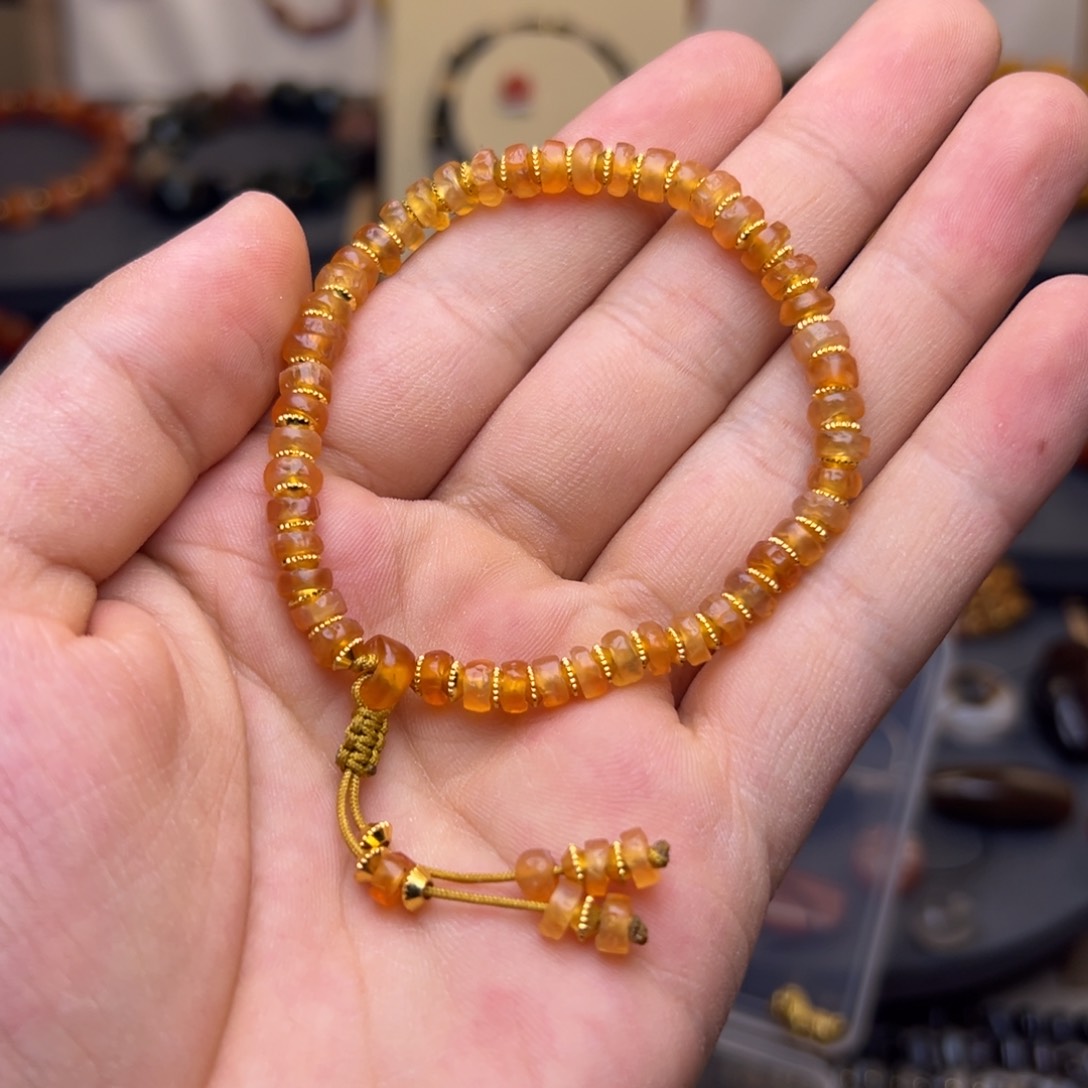 玛瑙/玉髓颈饰合金