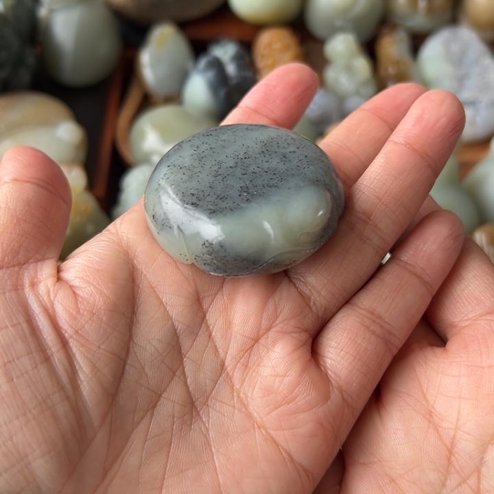 颈饰未镶嵌和田玉猪****o