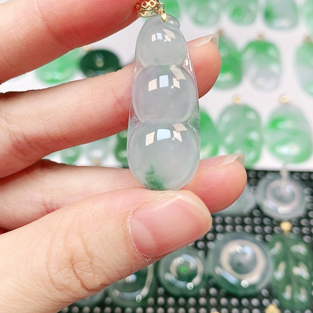 翡翠吊坠(不含链)18K金镶嵌