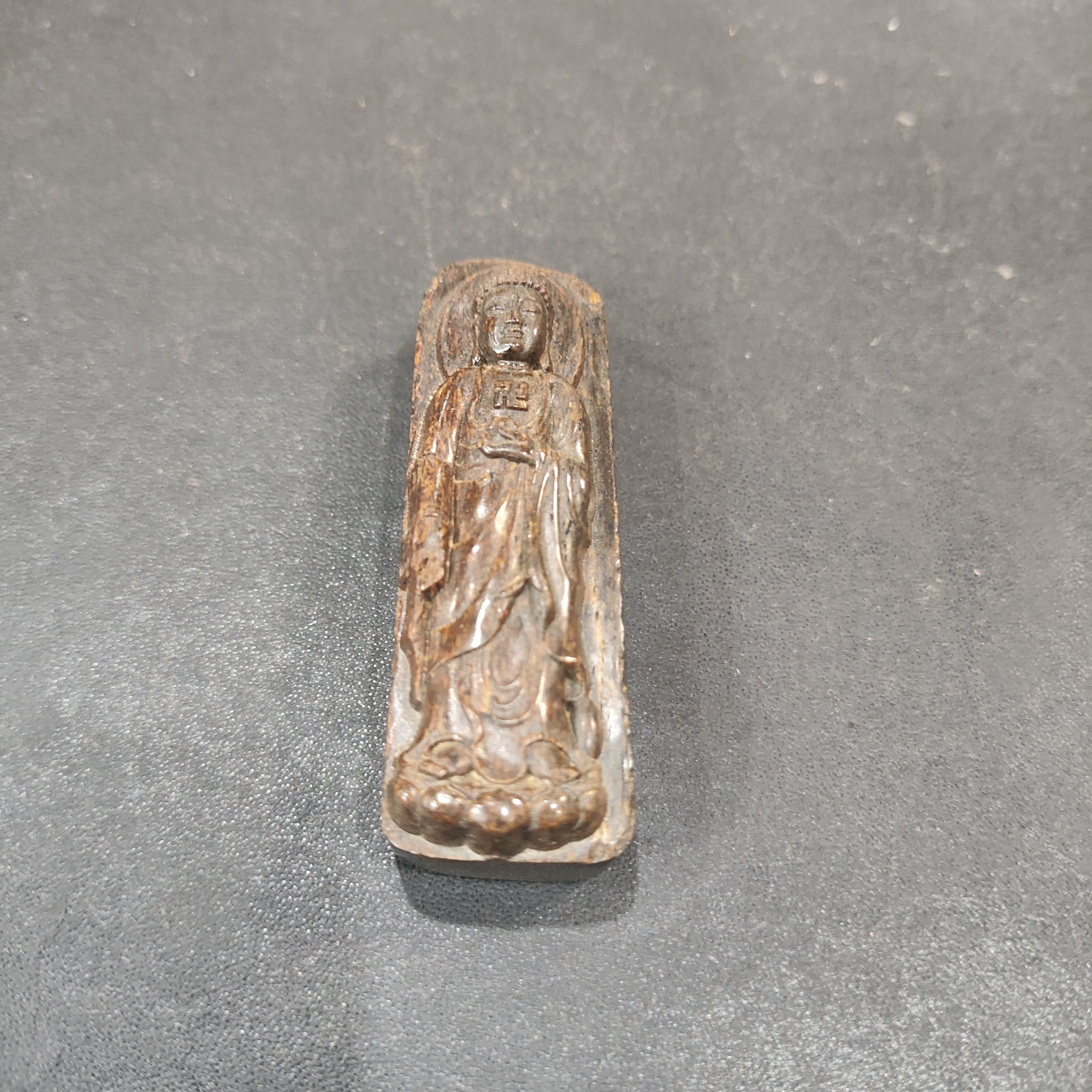 猛犸约29.8克雕刻件AG1038