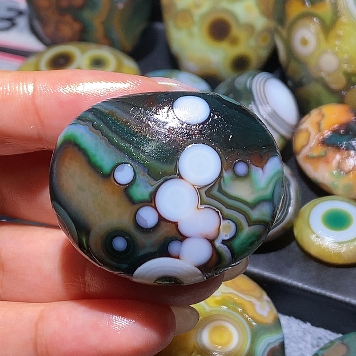 玛瑙/玉髓未镶嵌珠宝奇石129