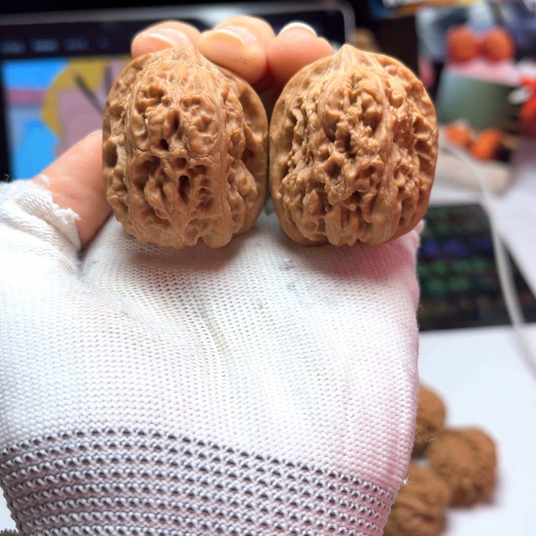 文玩核桃吊坠西北