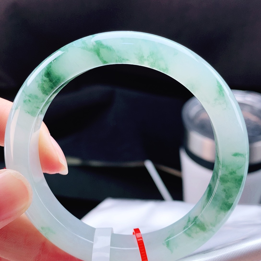 未镶嵌手镯翡翠55绿花