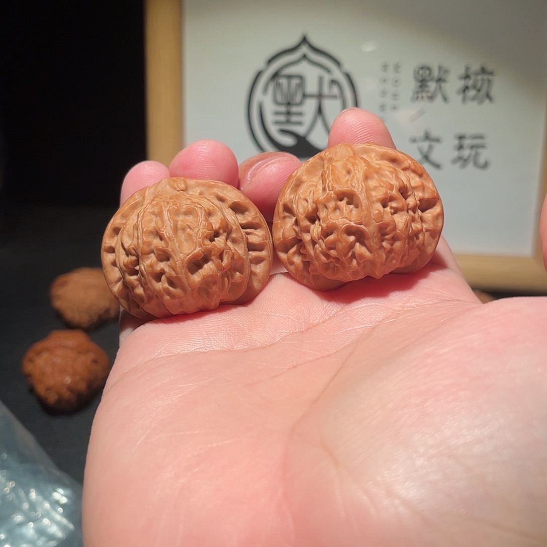 文玩核桃吊坠37全品汉高宫灯