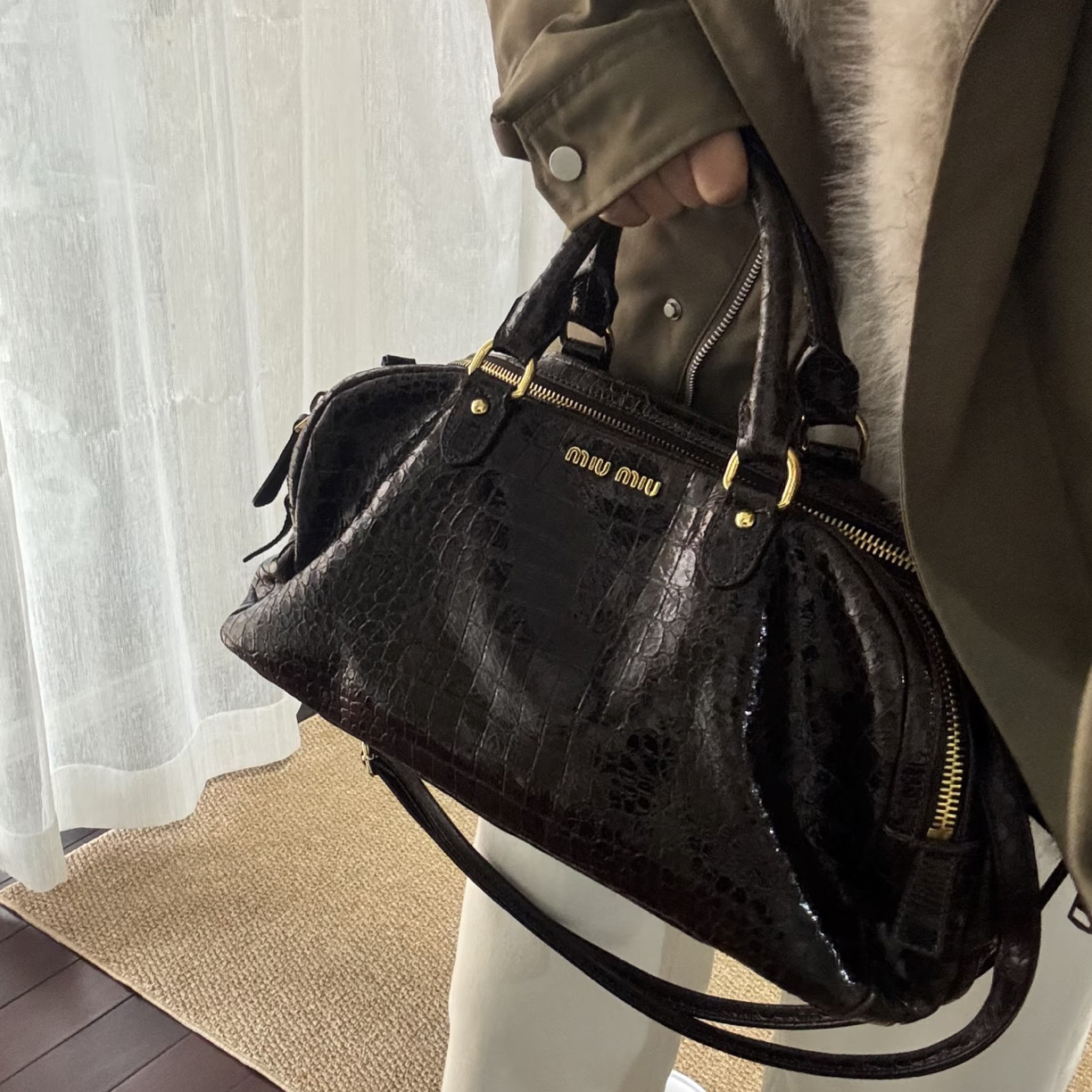 99新 MIU MIU/缪缪 miumiu斜挎包手提包机车包