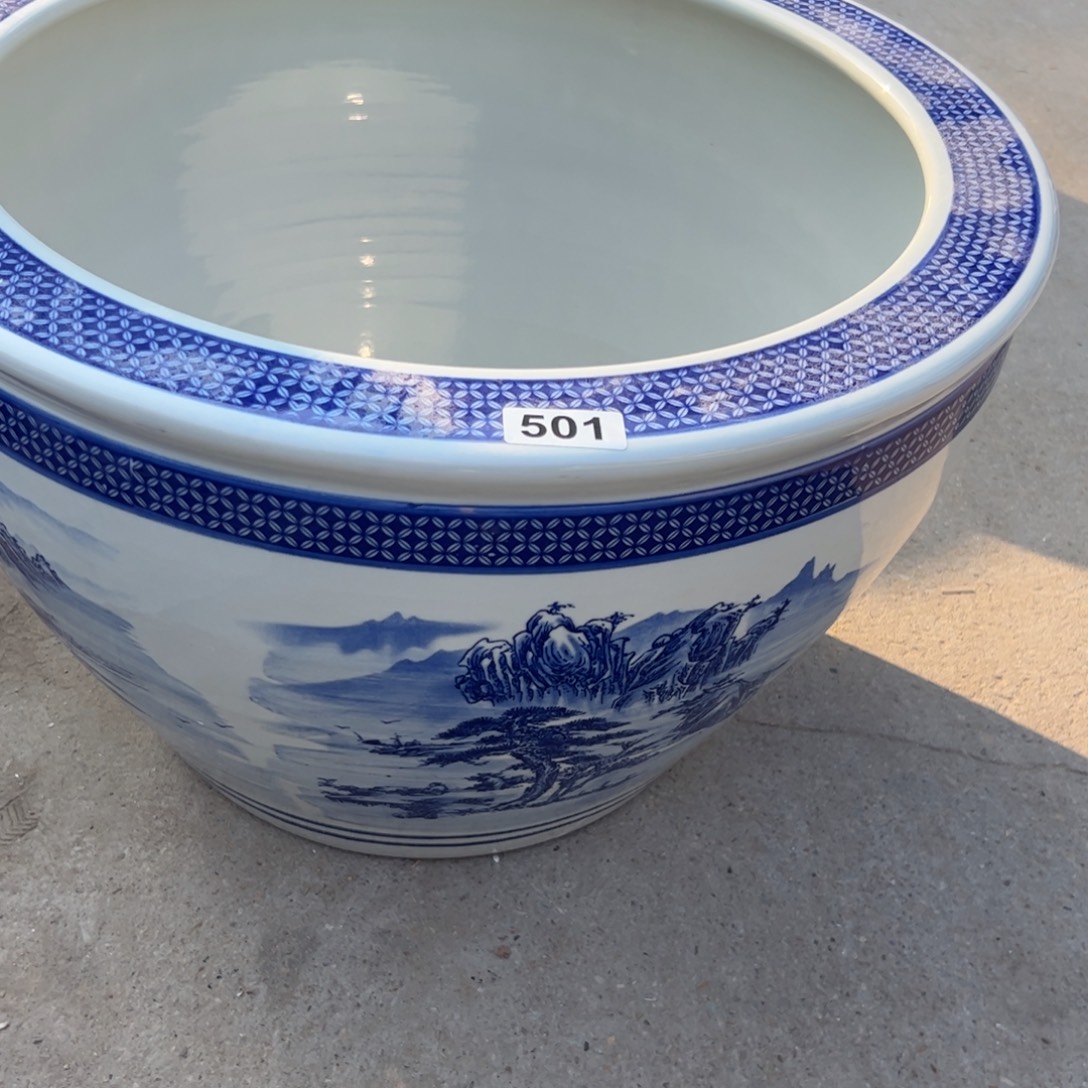 瓷片微瑕501直径53厘米……带十字底座