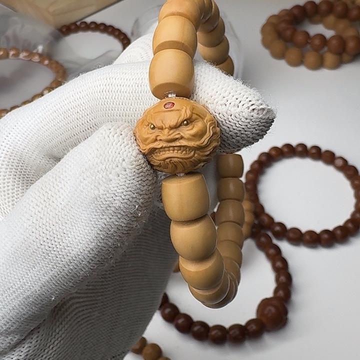 猴头核桃吊坠钟馗雕刻，手串送