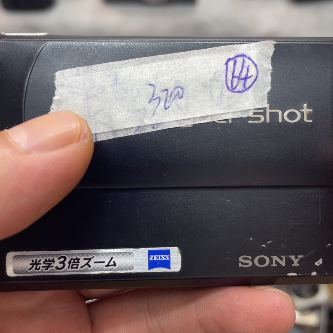 1***堡未拆封咯吐勒嘛嘞咯某一瞬间