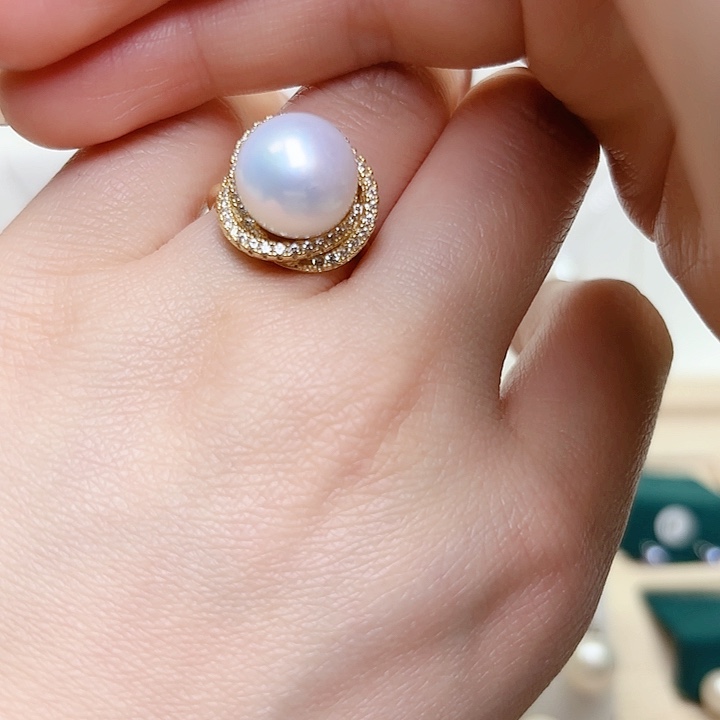 淡水珍珠合金颈饰