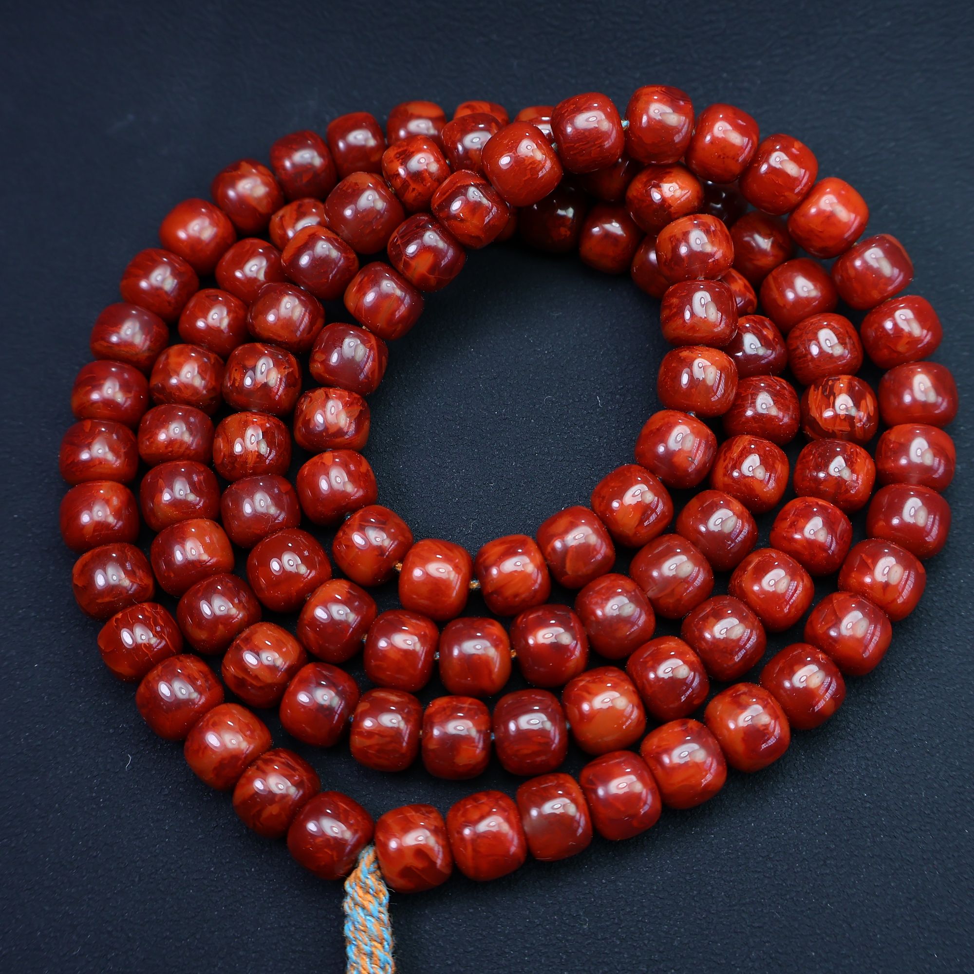 卿晨南红（甄品）原矿川料南红牛血红妖花火焰纹老型8mm佛珠