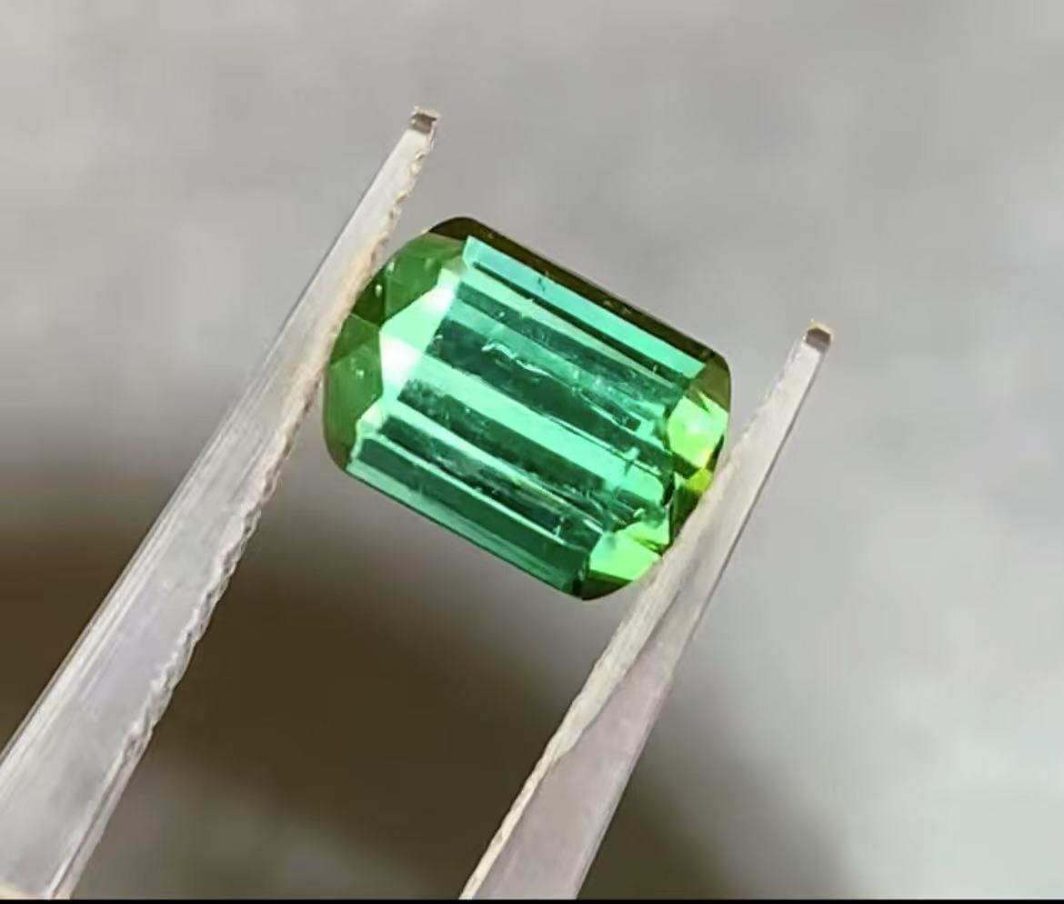 天然碧玺 阿富汗产地 3.46克拉 切工精湛  编号2️⃣3️⃣10-23