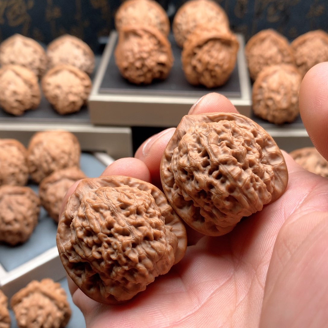 文玩核桃吊坠致*春大帽