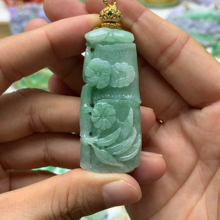 颈饰未镶嵌翡翠翡翠