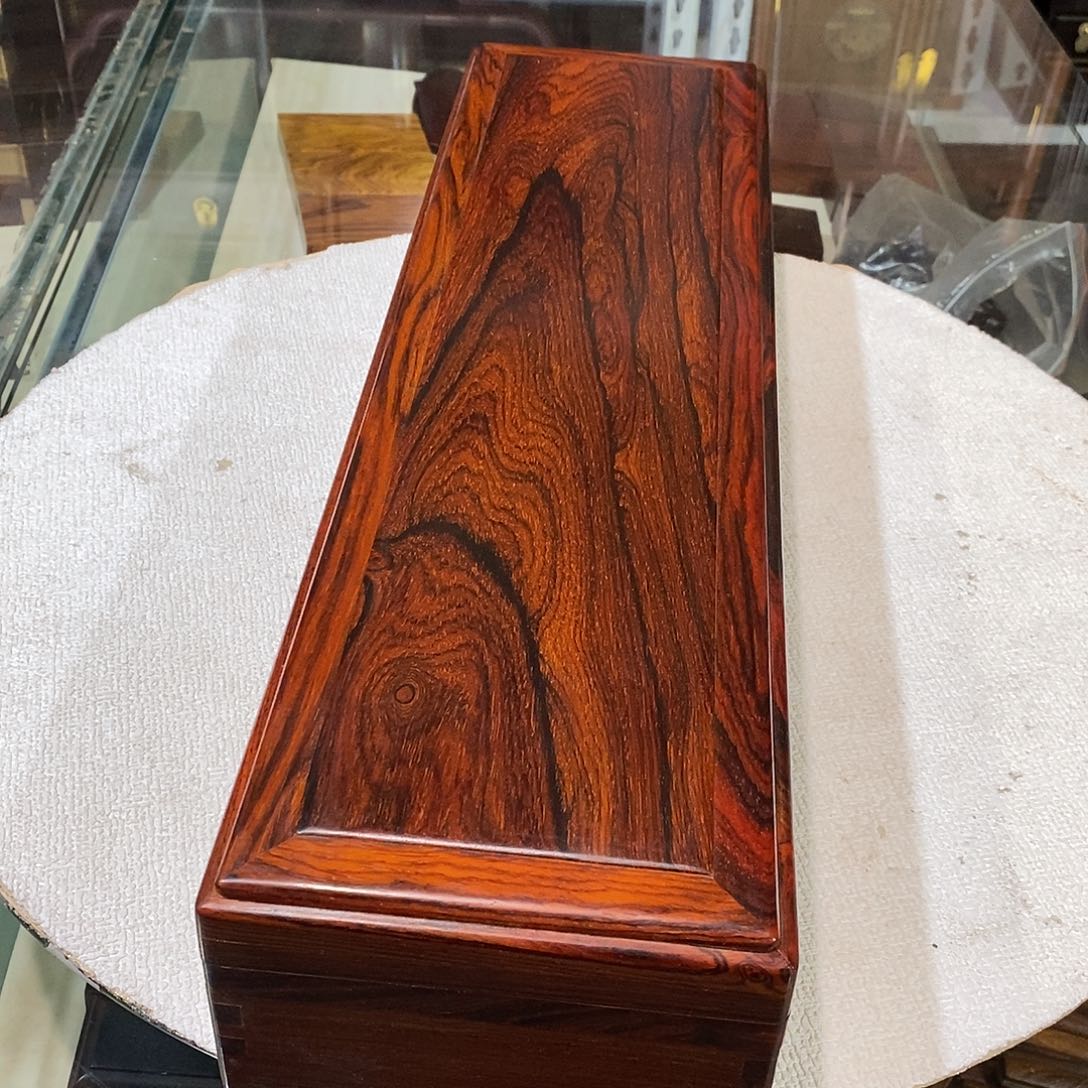 微凹黄檀（南美大红酸枝）独板机关盒50/14/9