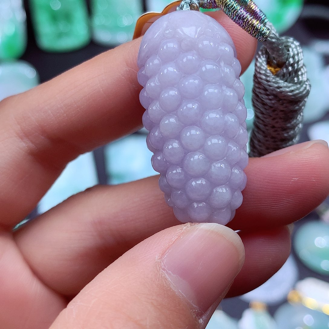 翡翠颈饰未镶嵌翡翠吊坠