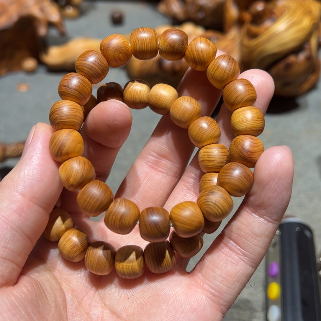 玉***柏木（崖柏）北太行陈化崖柏两条