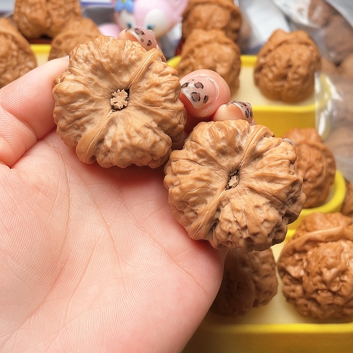 核桃?文玩核桃蛤蟆