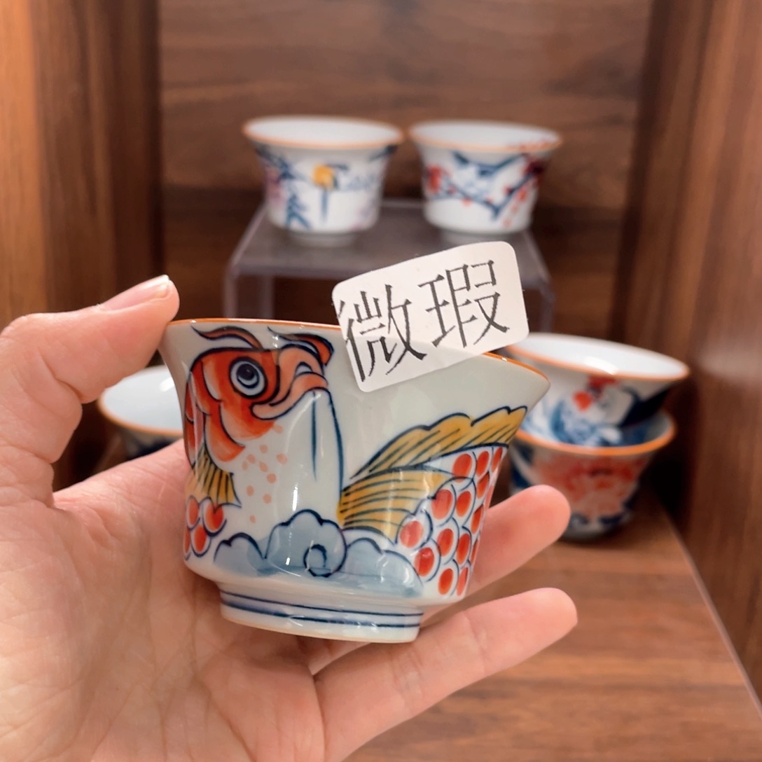 釉下彩纯手绘有瑕