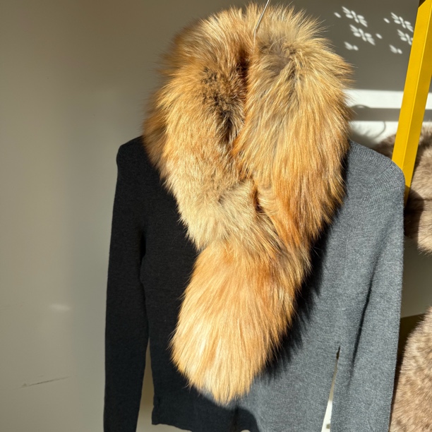 编织双面整皮围巾女秋冬季保暖时尚百搭长款皮草围脖披肩