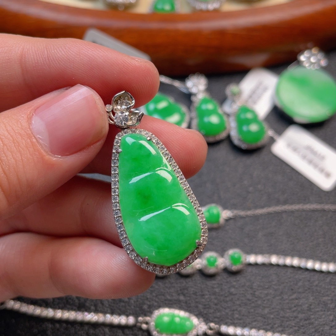 翡翠吊坠(不含链)银S925镶嵌