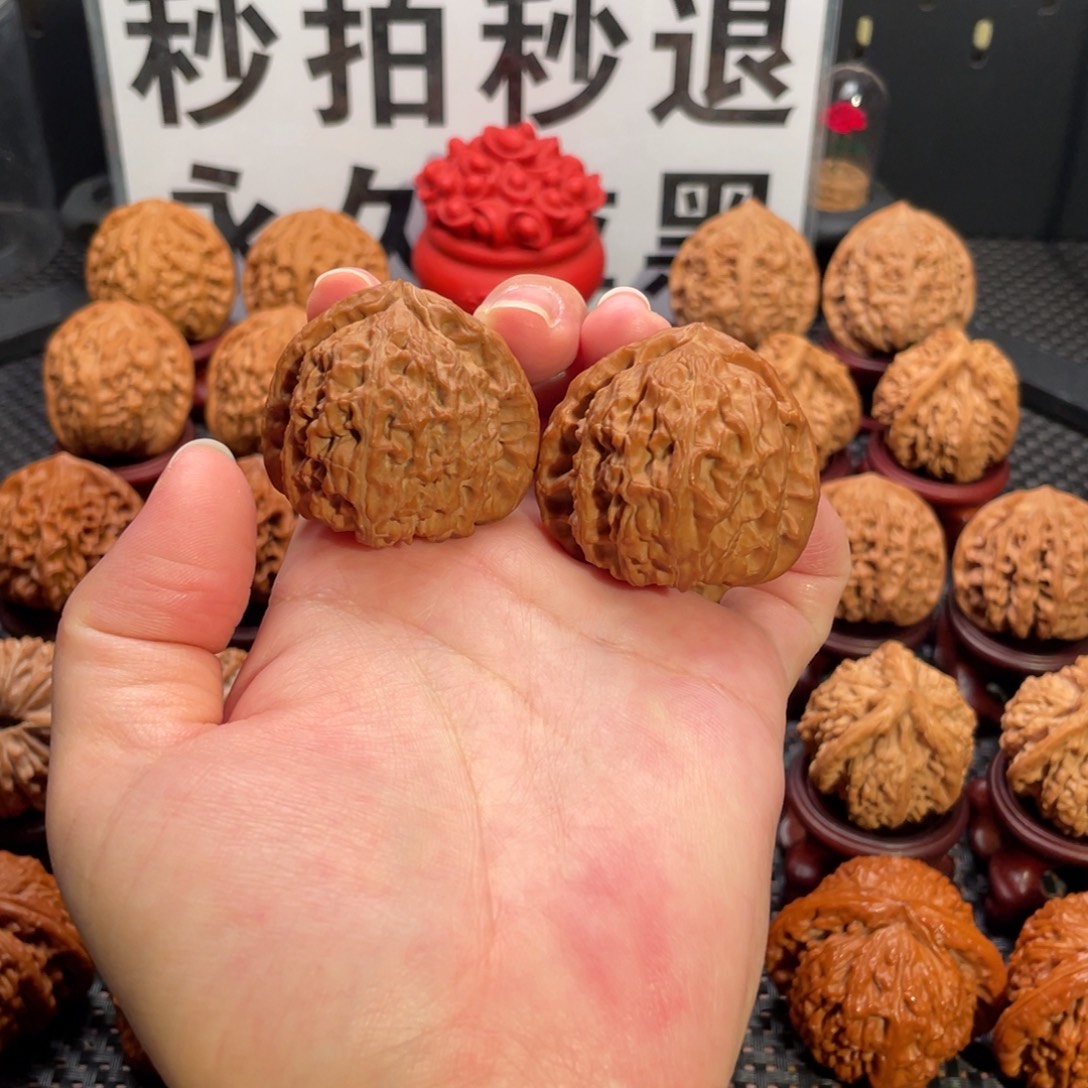 吊坠文玩核桃全品三角白40尺