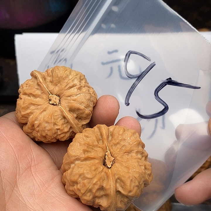吊坠文玩核桃3575375733573575357537