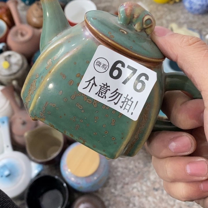 陶瓷艺术品及陶瓷壶