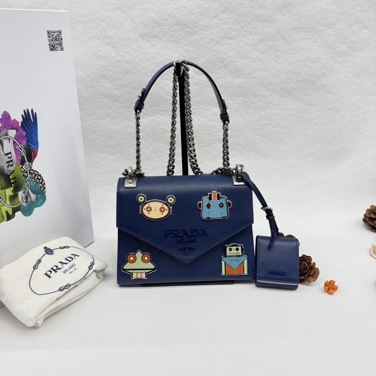 95新/普拉达/C18675979376/[251223CZ02]