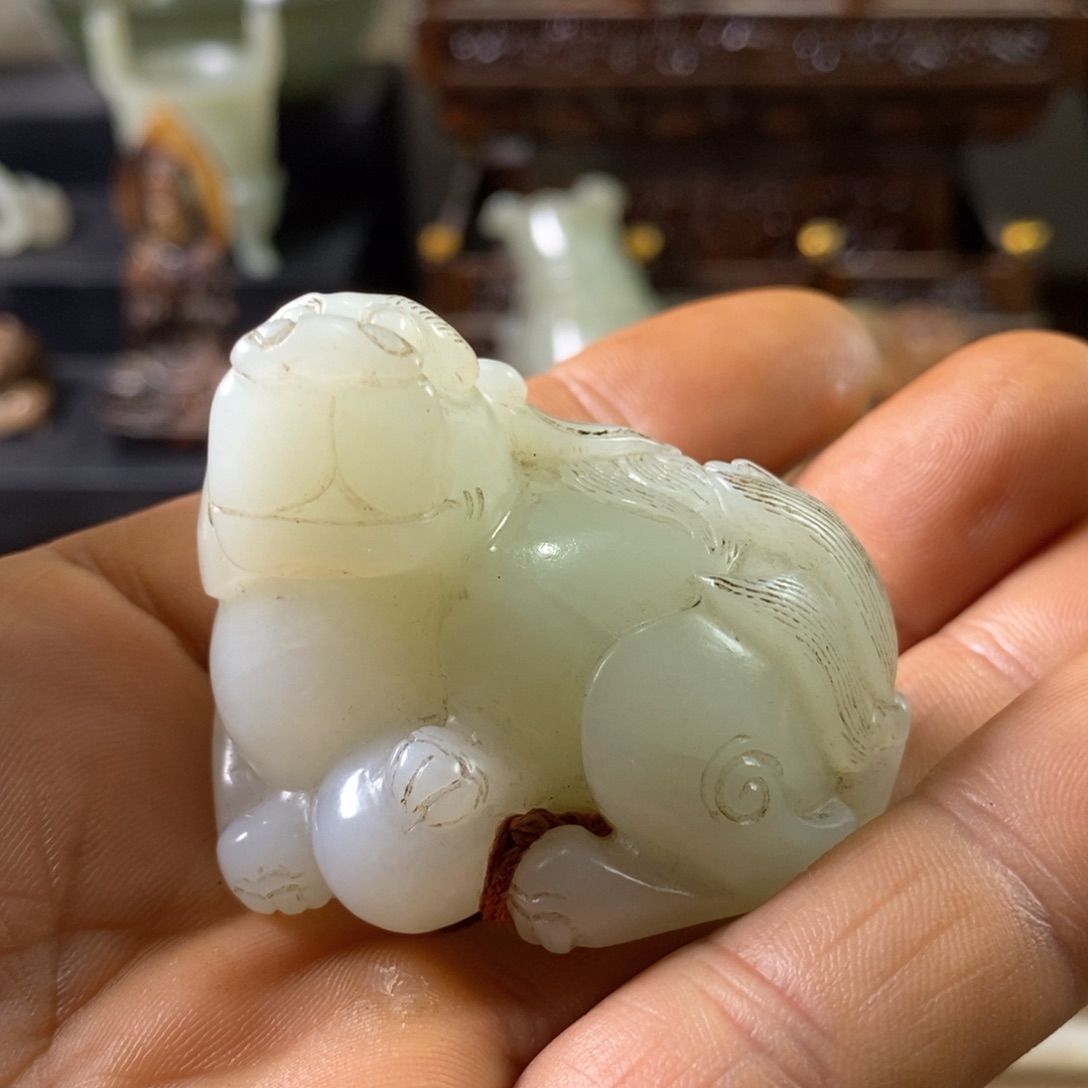 和田玉（糖玉）颈饰未镶嵌v**转