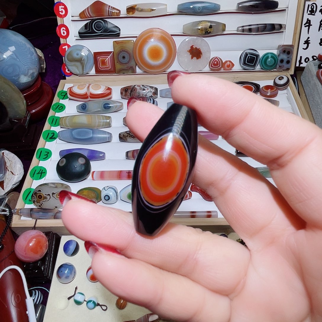 玛瑙/玉髓颈饰未镶嵌