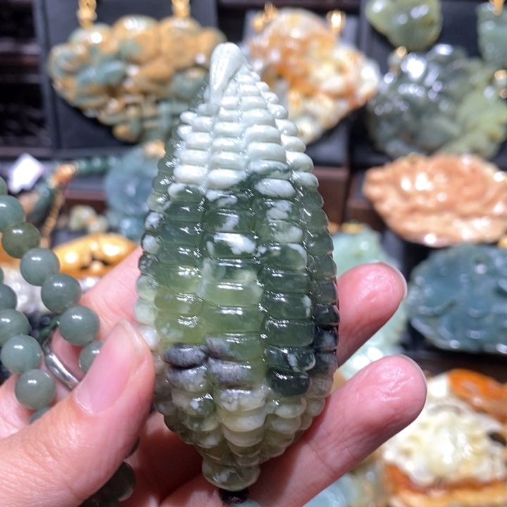岫玉毛衣链未镶嵌