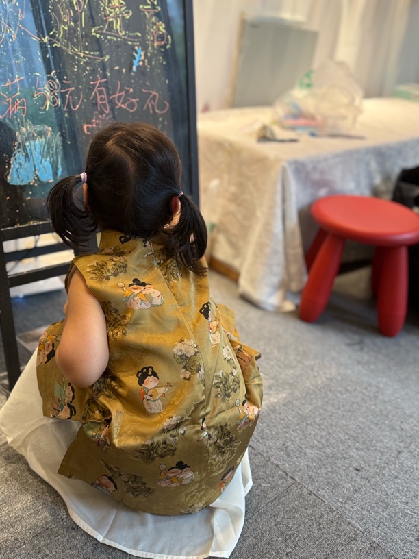 可爱韩版儿童休闲衣服