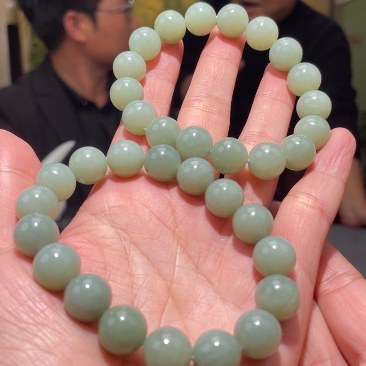 和田玉未镶嵌颈饰多样性发货，发其一