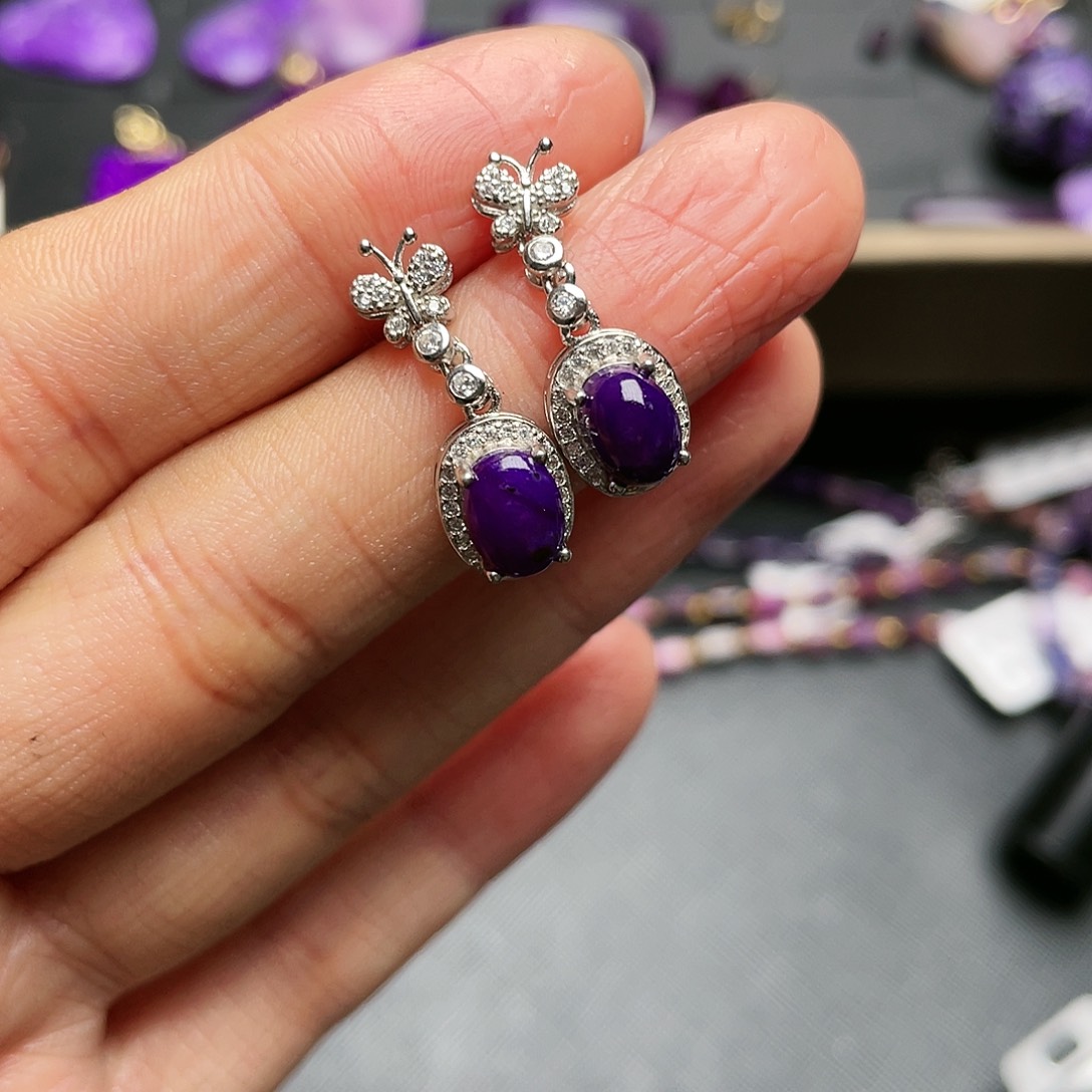 苏纪石（舒俱来）耳钉银S925镶嵌