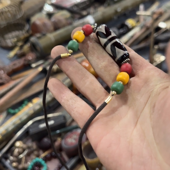 青花瓷器小盖子放漏