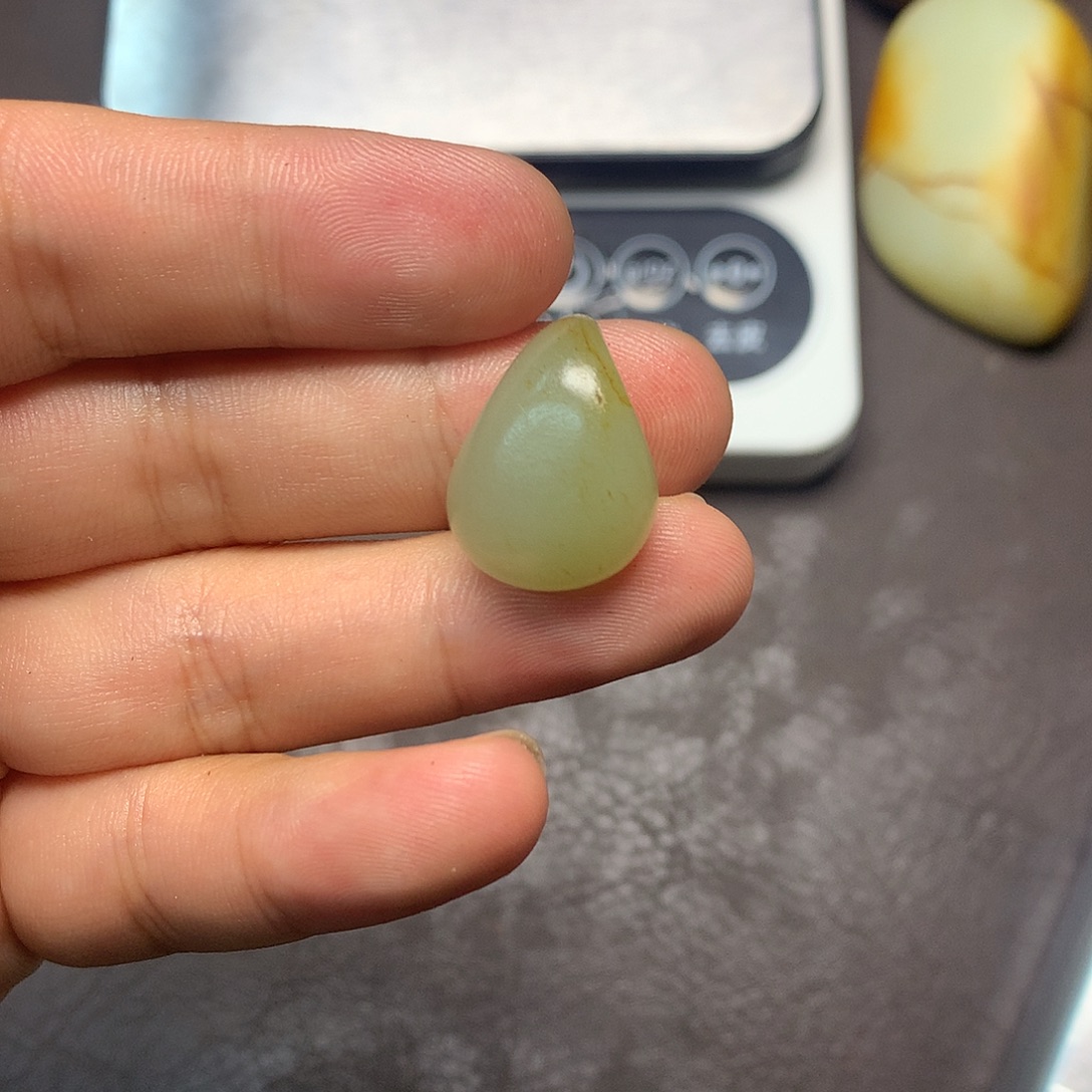 和田玉（糖玉）未镶嵌挂件