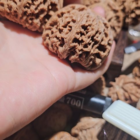 文玩核桃吊坠47.5南疆