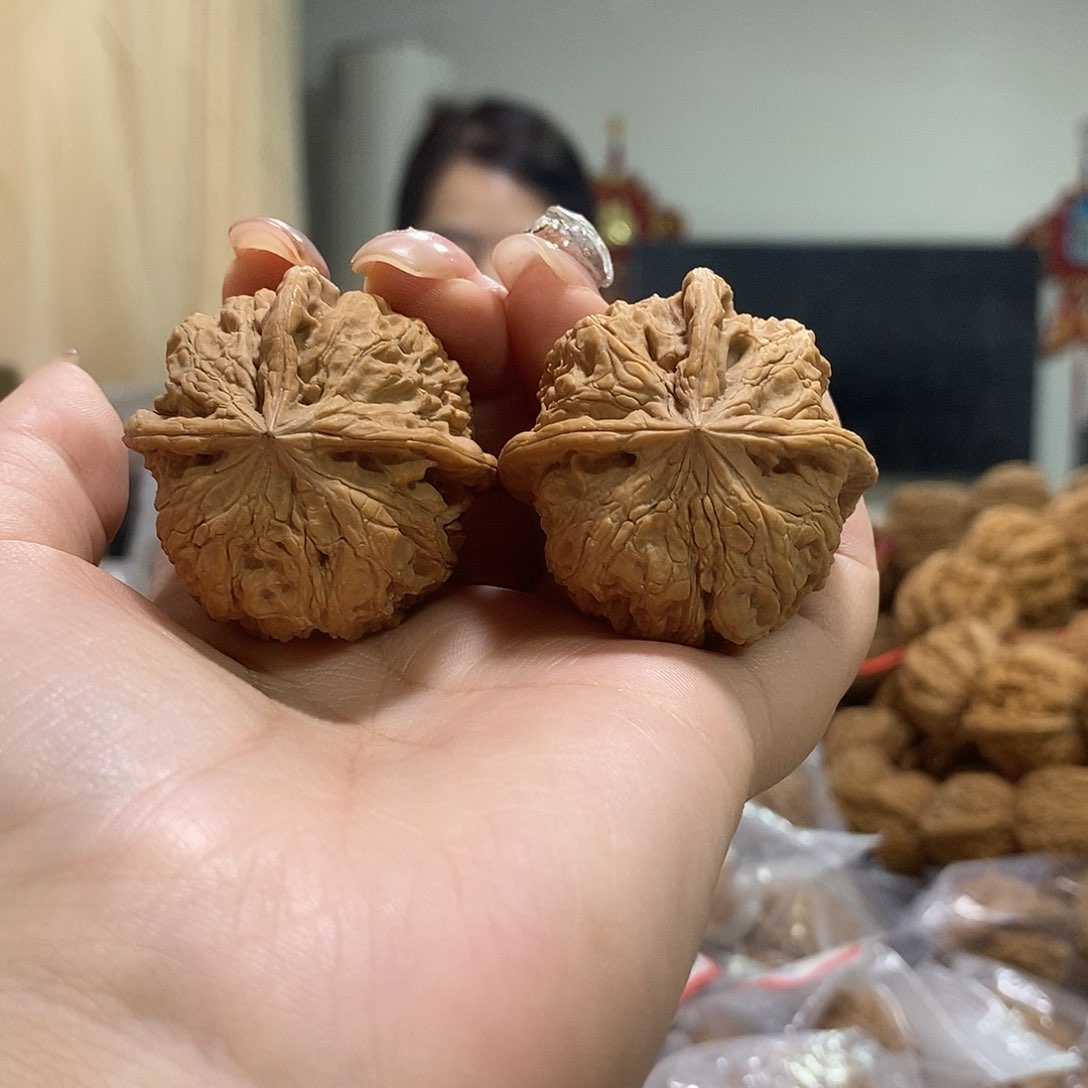 把件文玩核桃40雨花石三棱