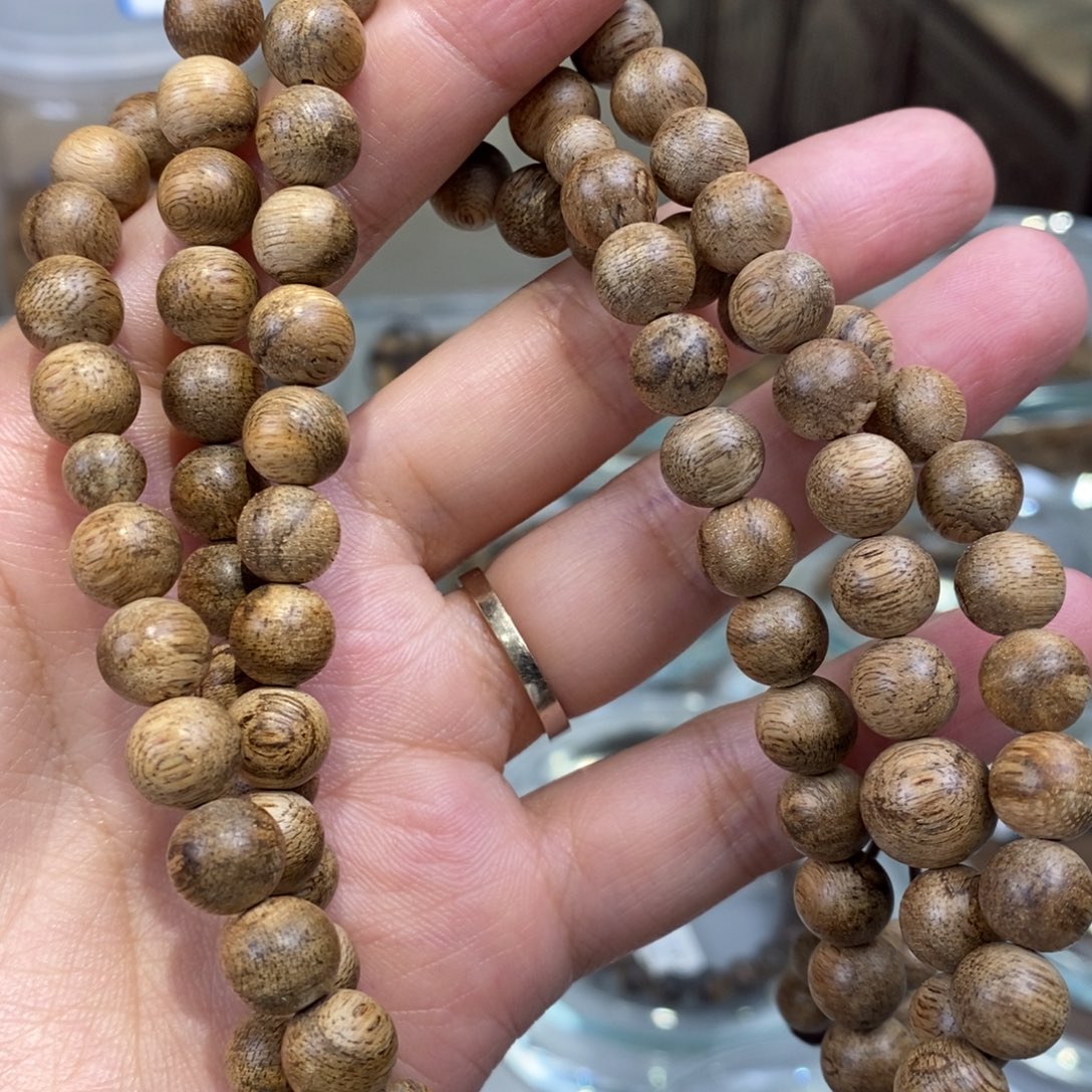 沉香沉香碎屑E323天然野达拉干0.8多圈