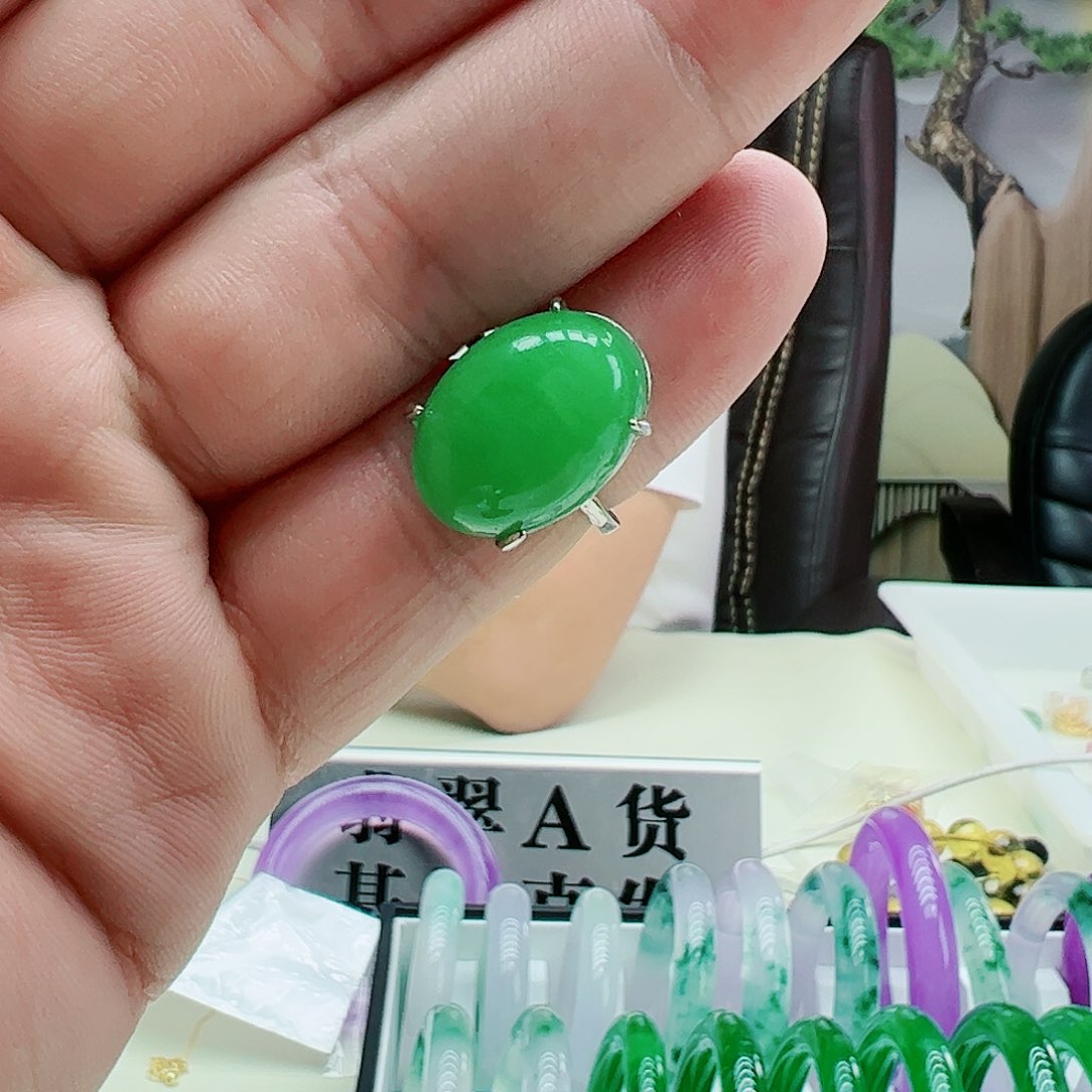 翡翠吊坠(赠链)银S925镶嵌