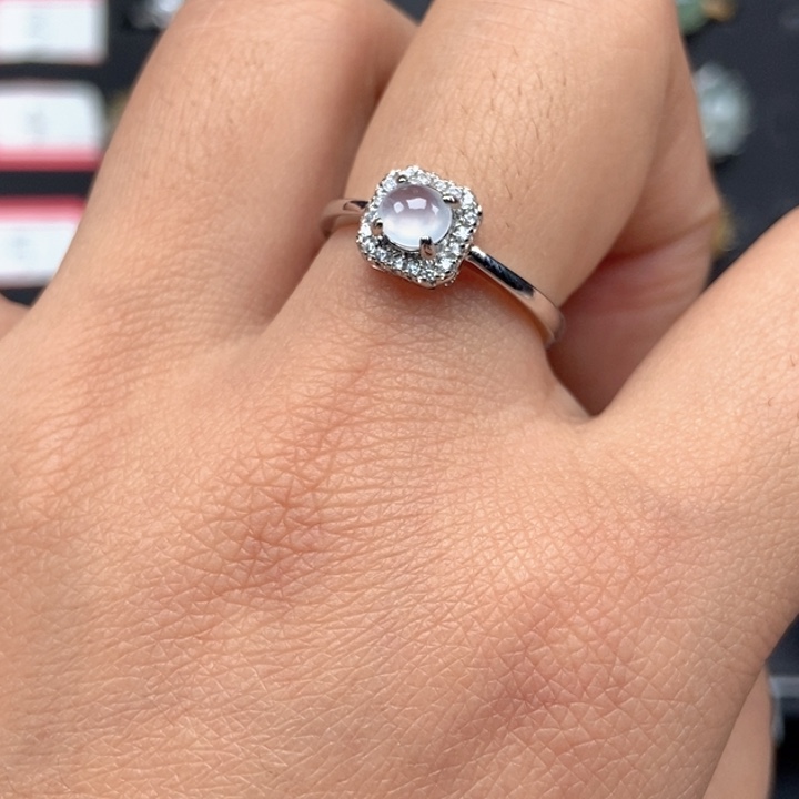 翡翠未镶嵌戒指戒指