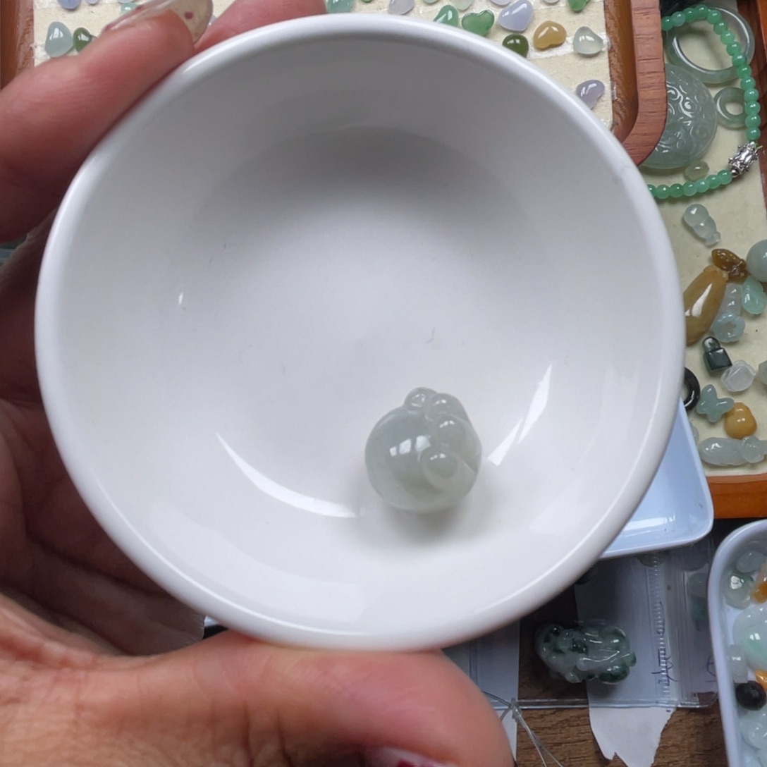 翡翠颈饰未镶嵌88888888