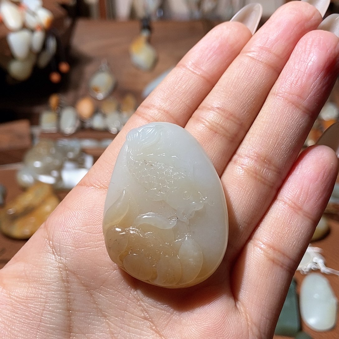 和田玉颈饰未镶嵌