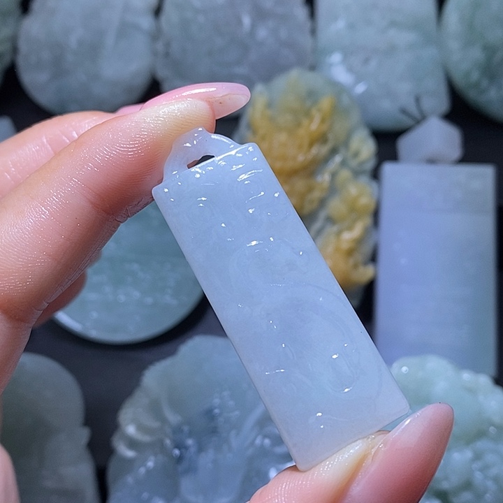 定制翡翠未镶嵌翡翠