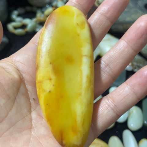 和田玉（糖玉）未镶嵌车挂