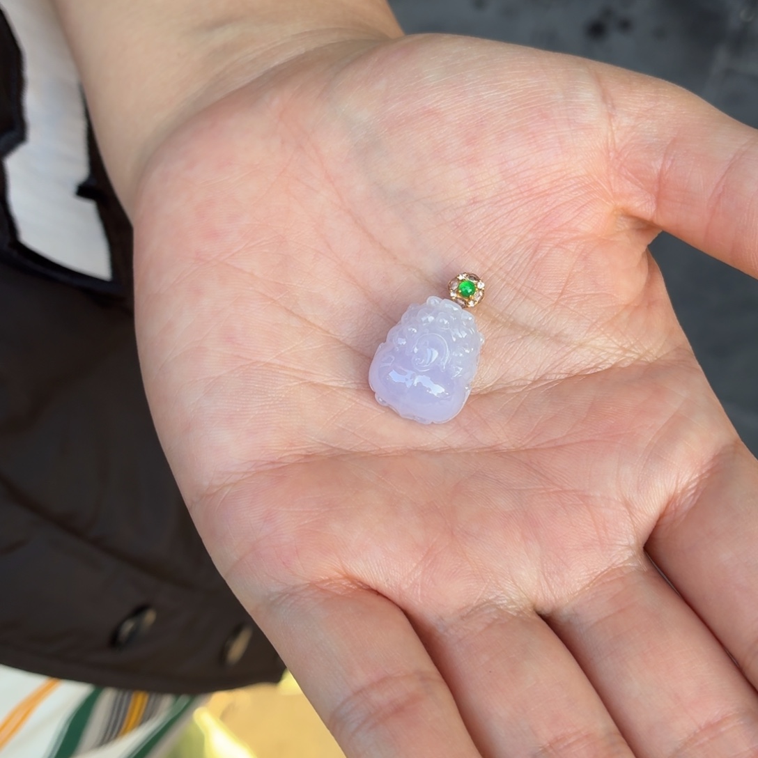 翡翠18K金镶嵌颈饰天然缅甸翡翠貔貅