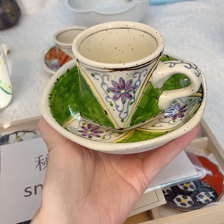 瓷片The first thing