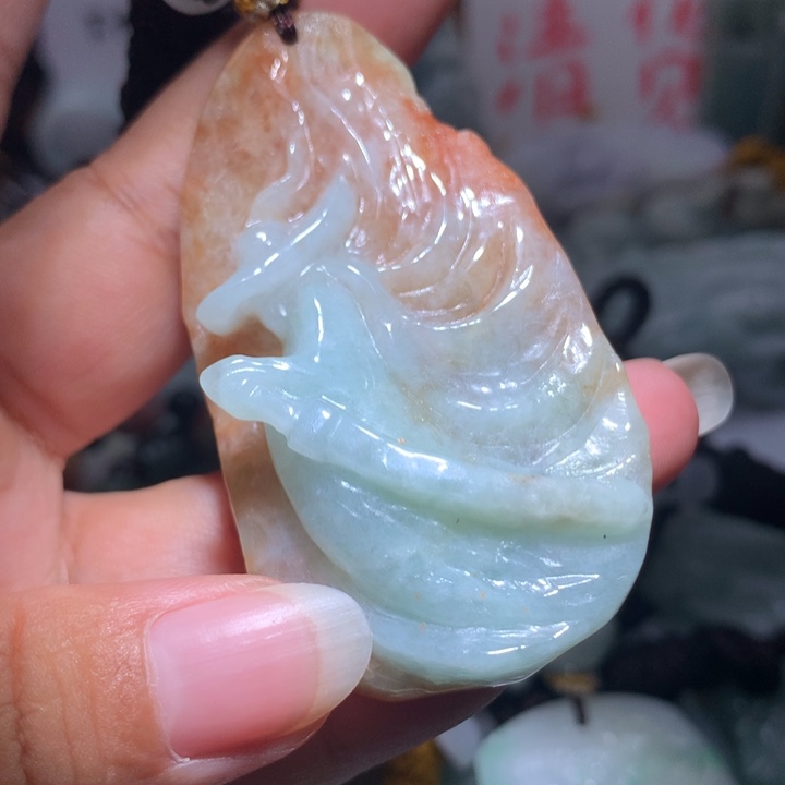 翡翠未镶嵌颈饰保真天然A货翡翠