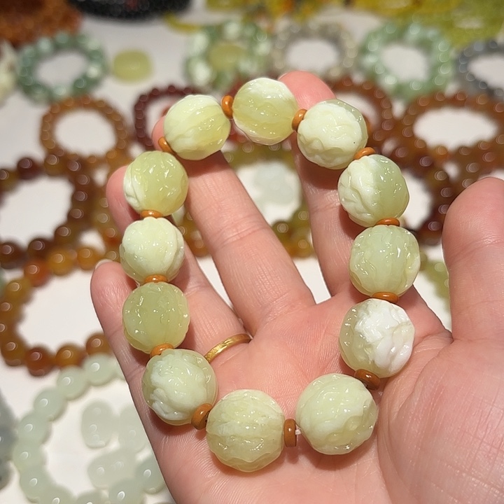未镶嵌蛇纹石玉手串